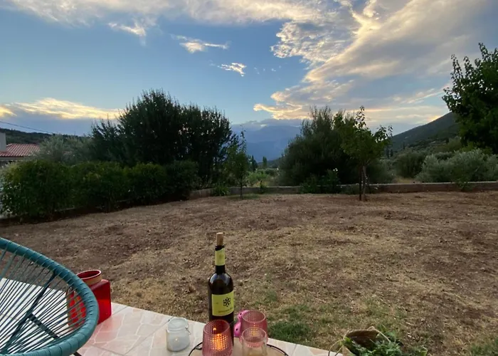 Stellas Near Arachova Apartment *